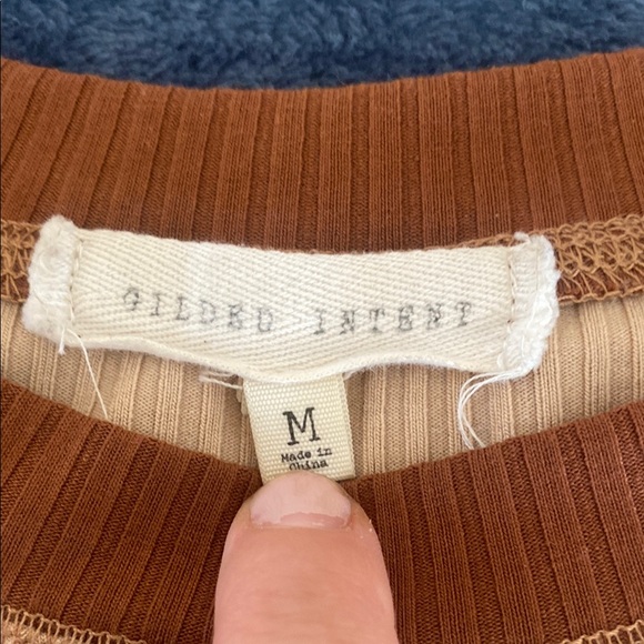 Gilded Intent Ribbed Knit Top - Picture 2 of 5